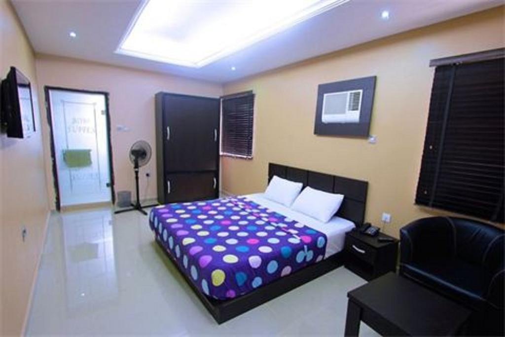 Number 95 Suites Lagos Extérieur photo